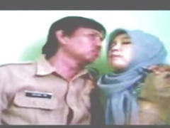 Chinese Nudes presents: Indonesian-  bidan berjilbab