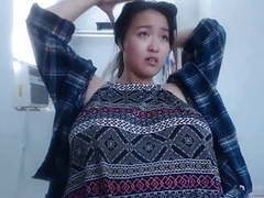 Chinese Nudes presents: Cute and sexy asian girl