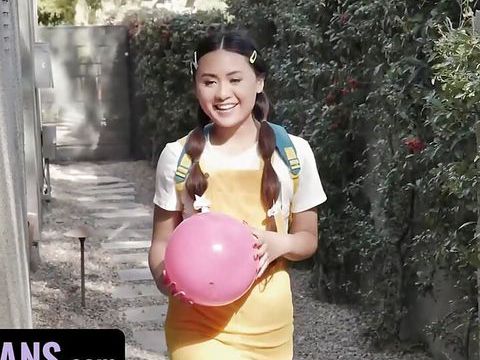 Chinese Nudes presents: Teen princess ella voneva gets her asian pussy rammed by diamond banks' huge strap on - littleasians ffm threesome